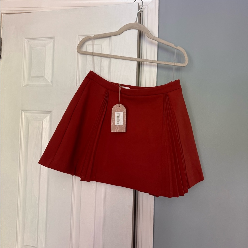 Meshki Rust Red Mini Skirt Melinda Mini Skirt with Pleats in Chilli NWT - Picture 3 of 7